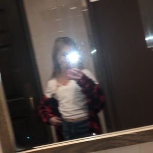 Meet your Posher, Elyza